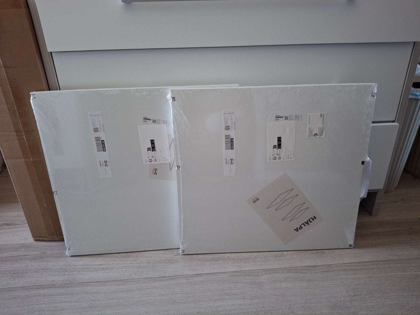2 nieuwe HJALPA planken 60 x 55 wit, Ophalen, Nieuw
