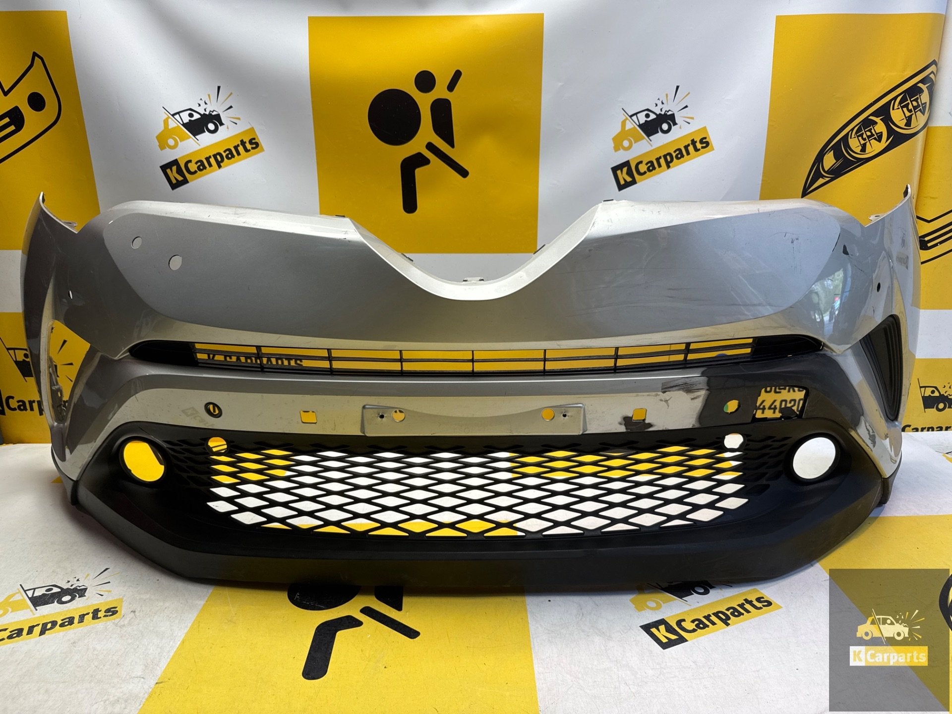 Voorbumper Toyota CHR C-HR origineel bumper 52119-F4010