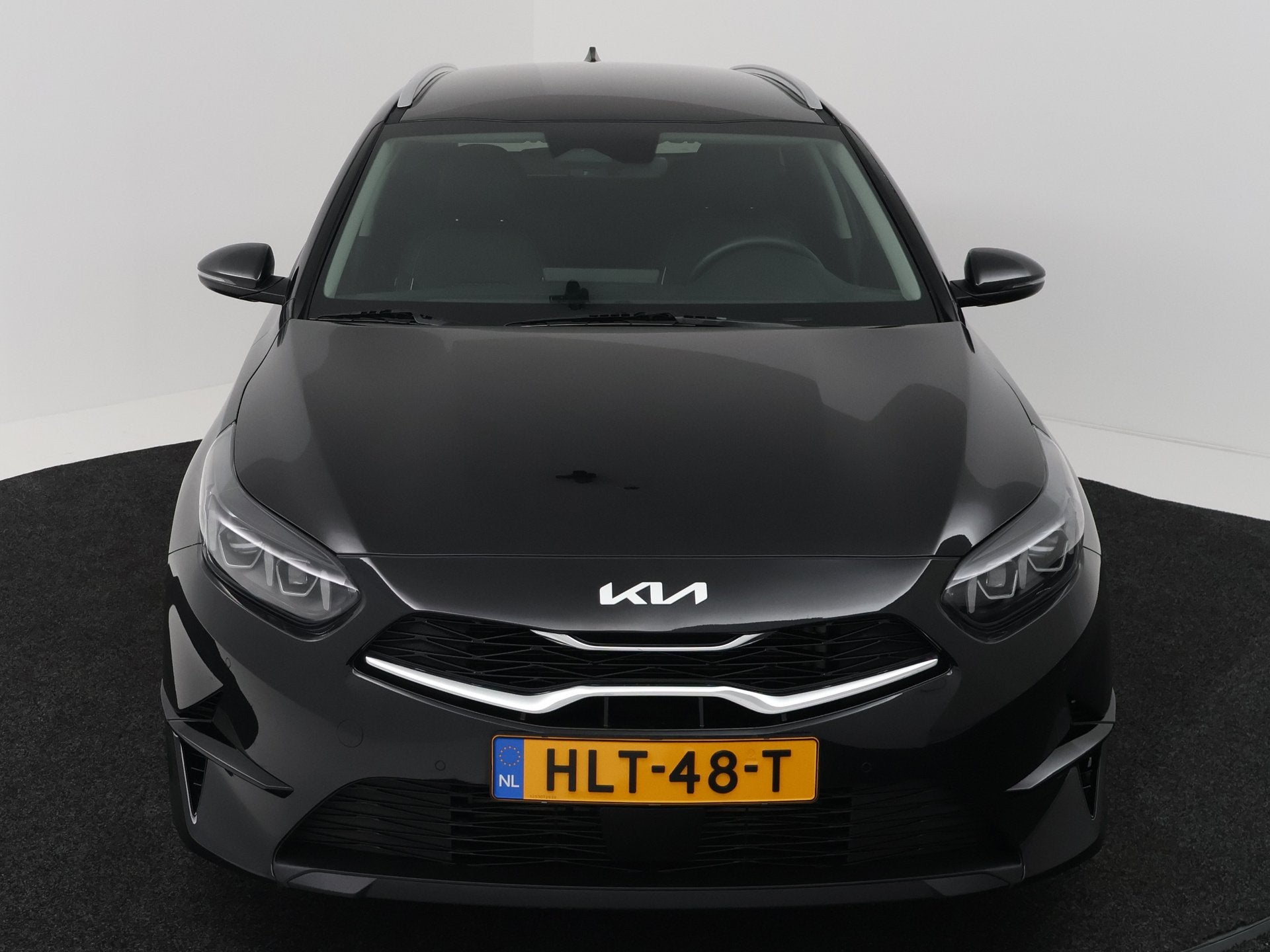 Foto 24 van Kia Ceed Sportswagon 1.0 T-GDi DynamicPlusLine | Stuur-/Stoe