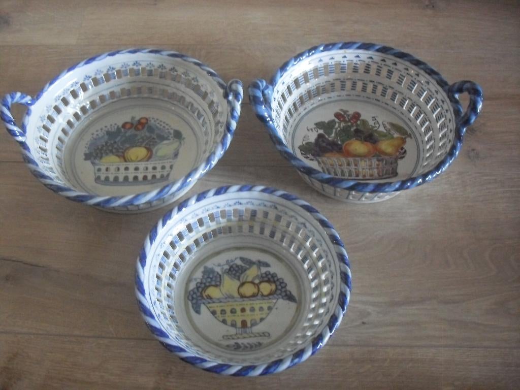 3 makkum schalen manden fruitschalen, Antiek en Kunst, Ophalen of Verzenden