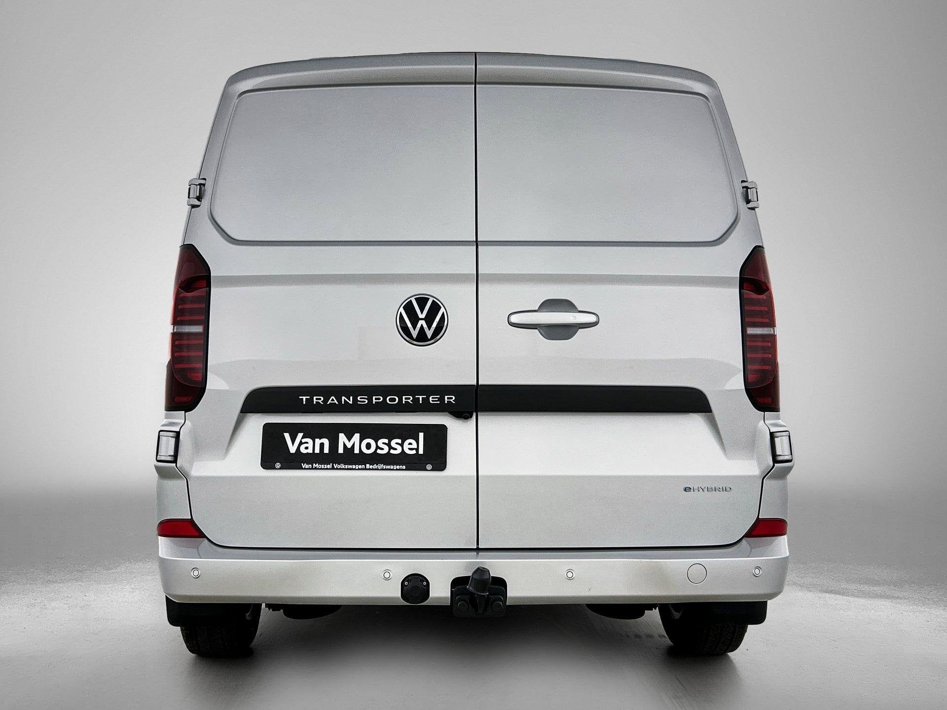Volkswagen Transporter 2.5 eHybrid L2H1 Style 233 PK | Autom, Auto's, Automaat, Euro 6, 4 cilinders, Nieuw