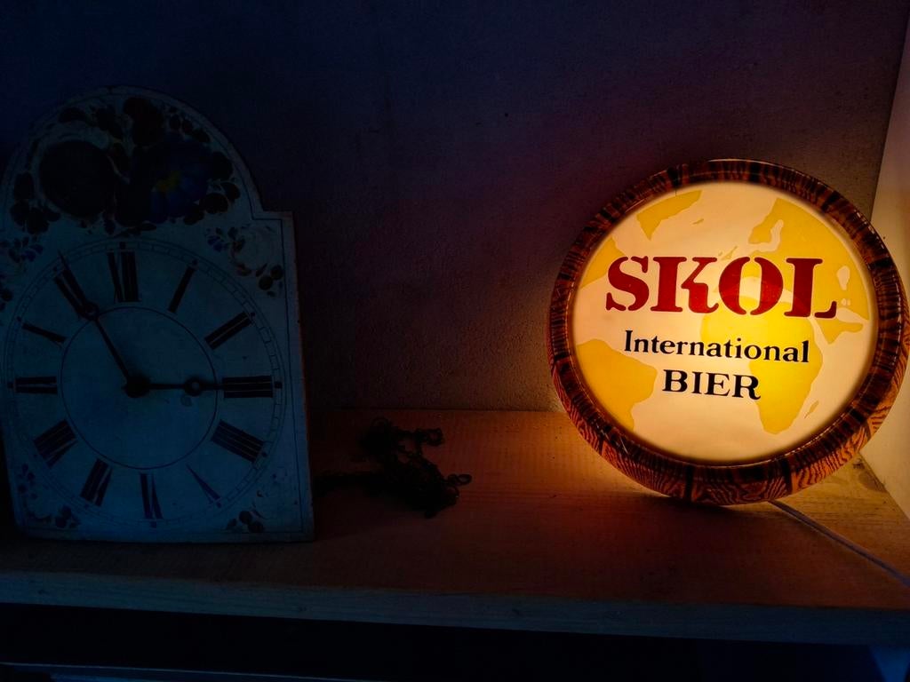 Skol International Bier verlicht reclamebord, Ophalen of Verzenden