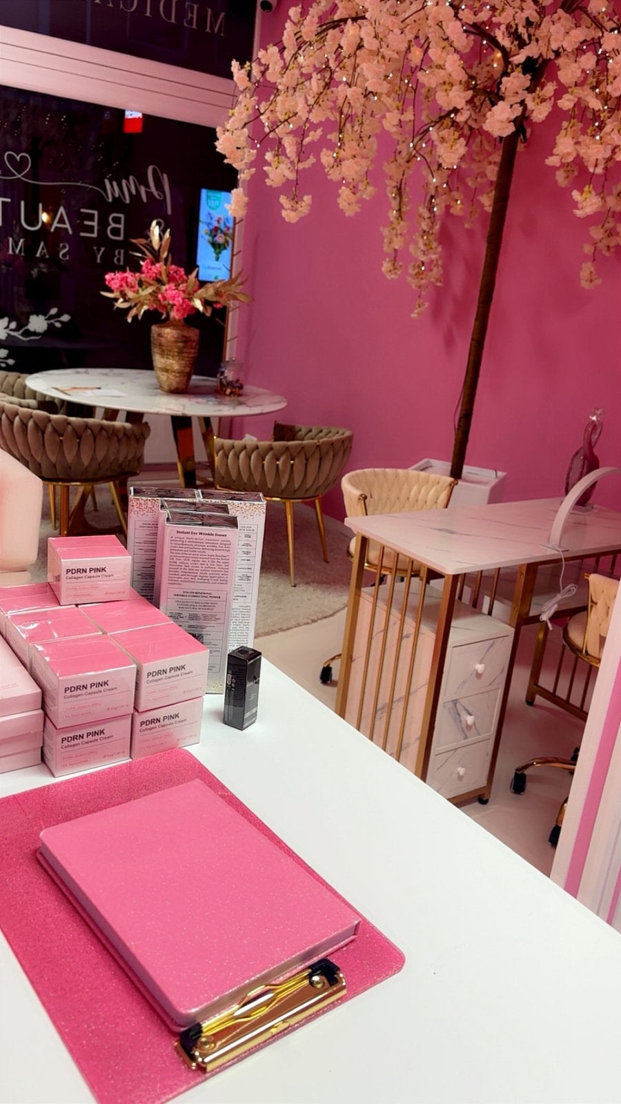 Net nieuwe beauty salon ter overname, Sieraden, Tassen en Uiterlijk, Ophalen of Verzenden