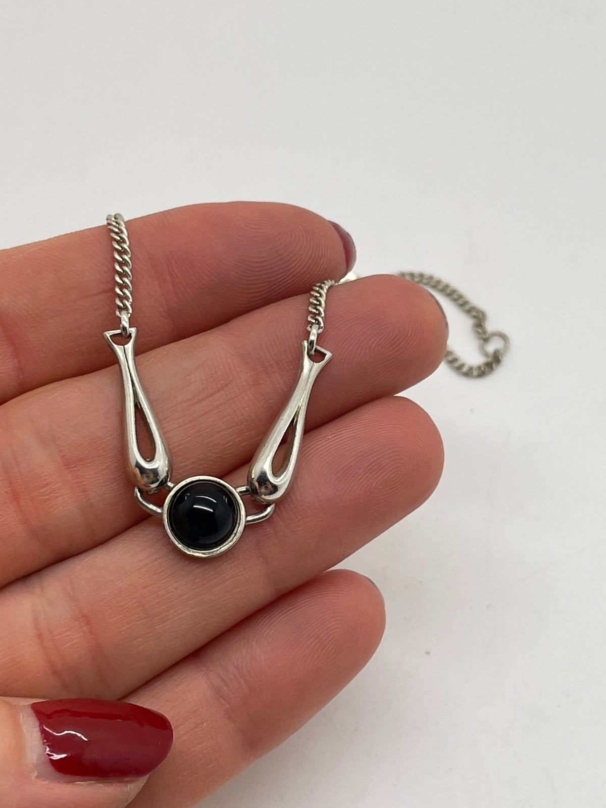 G421 Prachtige zilveren ketting met onyx hanger, Ophalen of Verzenden, Zilver, Ketting, Met edelsteen