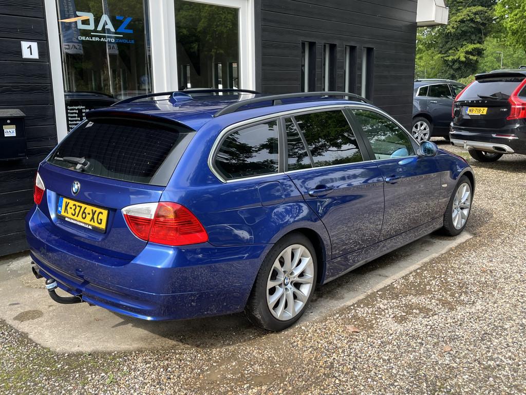 BMW 3 Serie Touring 325i High Executive Aut/Ecc/Navi/Xenon/Y, Auto's, BMW, Automaat, Parkeersensor, Achterwielaandrijving, Gebruikt