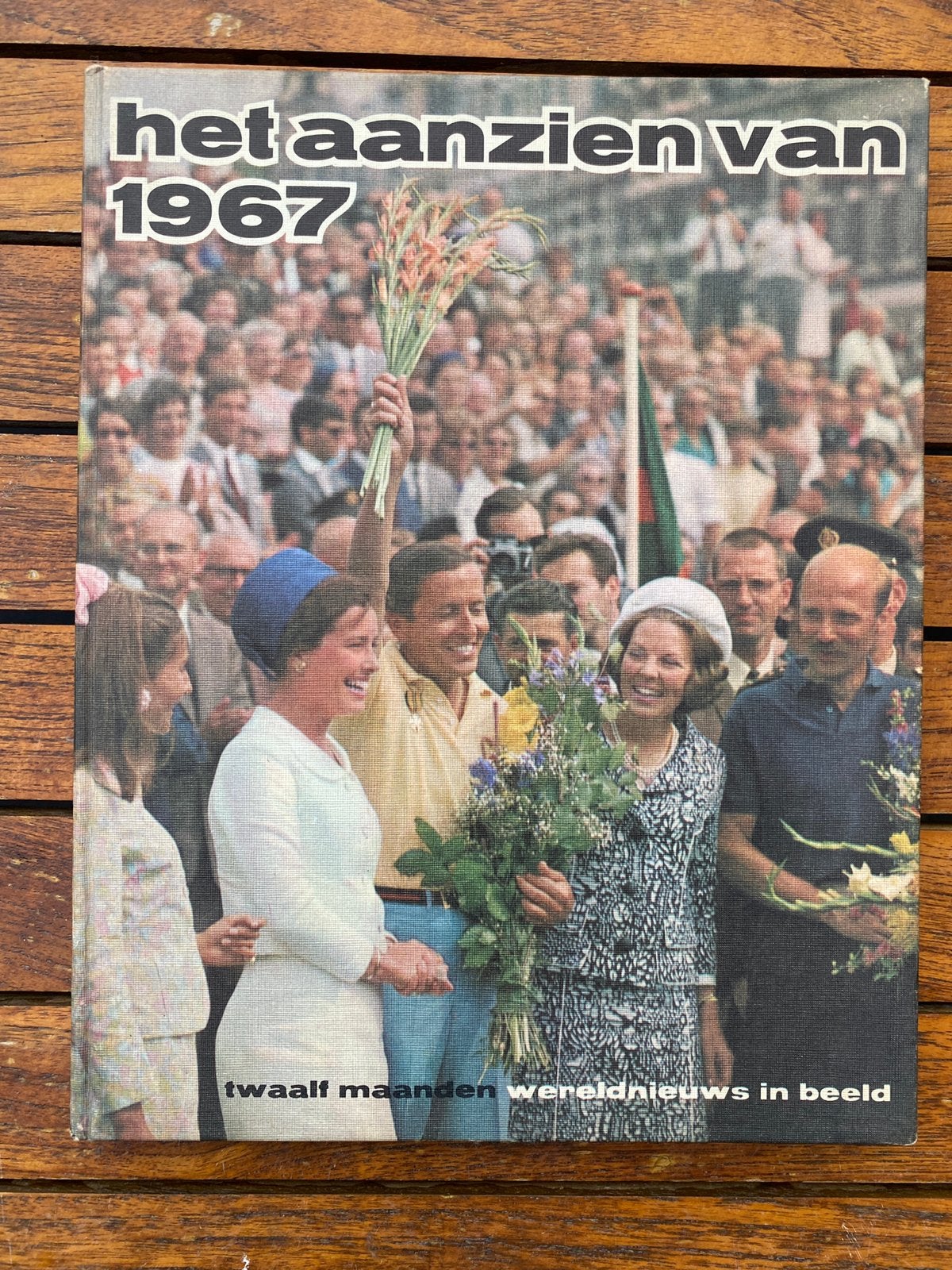 Boek Het aanzien van 1967, Boeken, Ophalen of Verzenden, Zo goed als nieuw