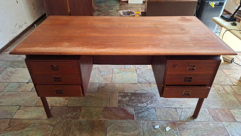 Vintage directiebureau jaren 60, Brouer (?), Huis en Inrichting, Bureaus, Ophalen, Overige typen, Gebruikt, Met lades