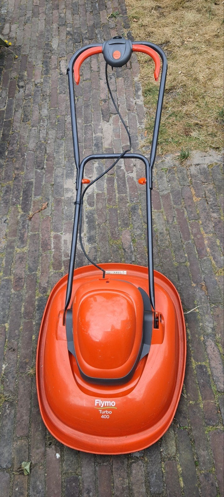 Flymo Turbo 400 grasmaaier  Compleet, netjes en goed werkend, Zweefmaaier, Ophalen