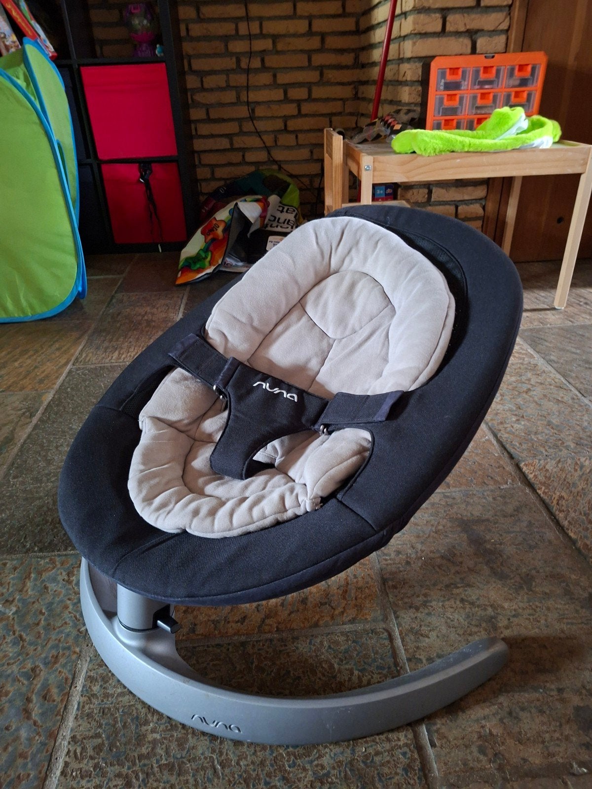 Nuna Leaf Schommelstoel, Ophalen, Gebruikt