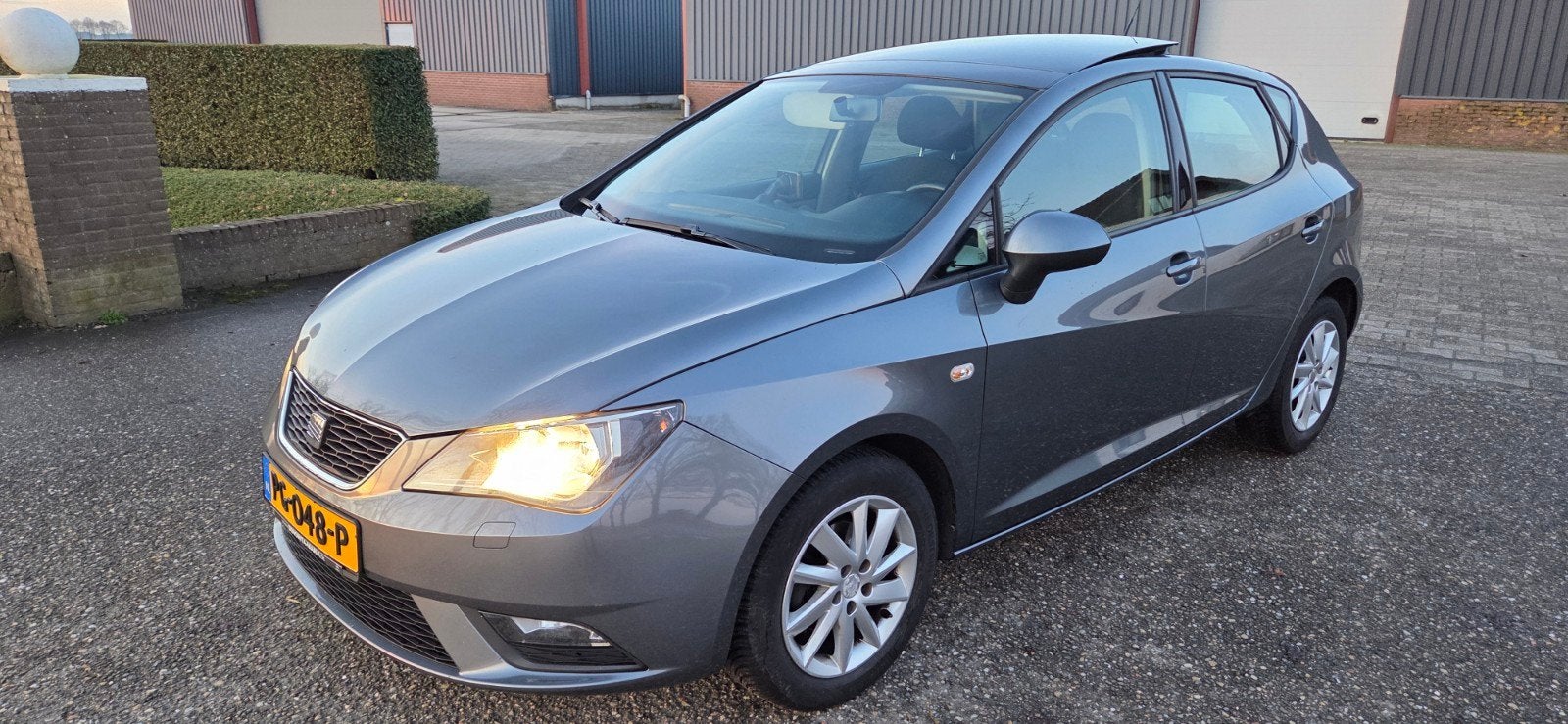 Seat Ibiza 1.2/ 2013/ Panoramadak, Auto's, Seat, Voorwielaandrijving, Euro 5, Stof, 1198 cc