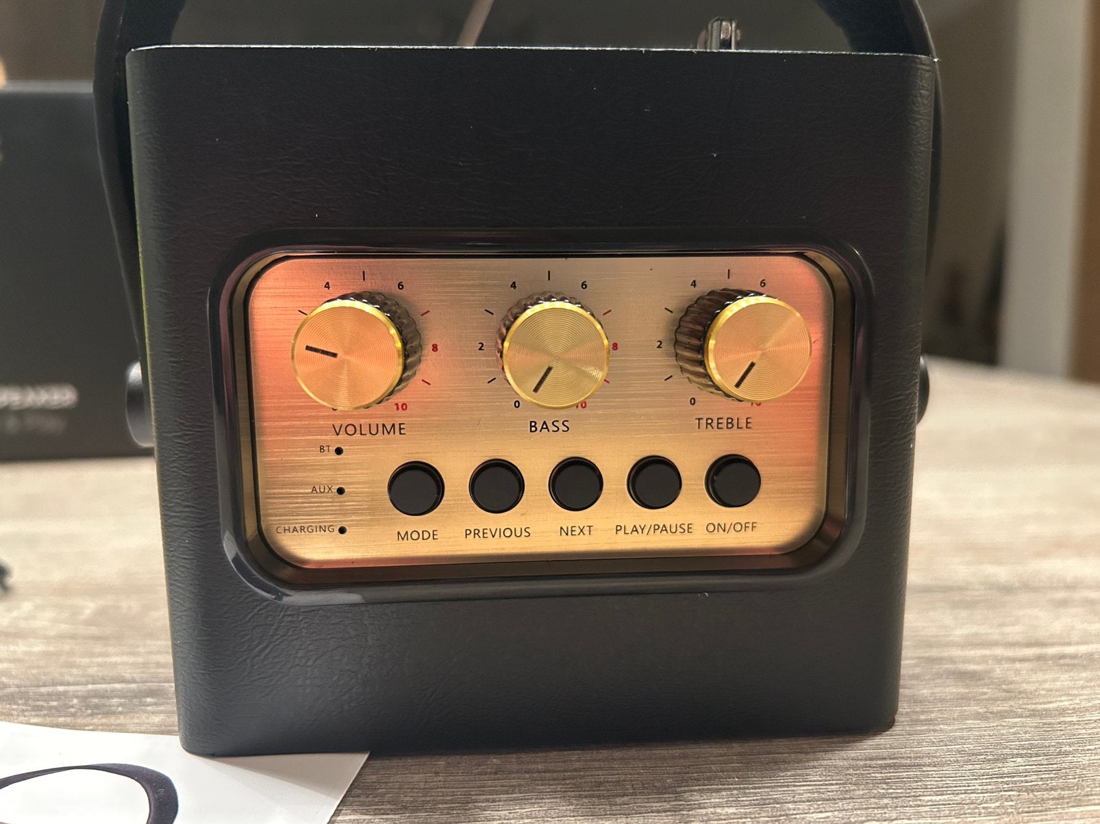 BRAINZ Retro Speaker Wit / nieuw ongebruikt, Ophalen of Verzenden, Zo goed als nieuw
