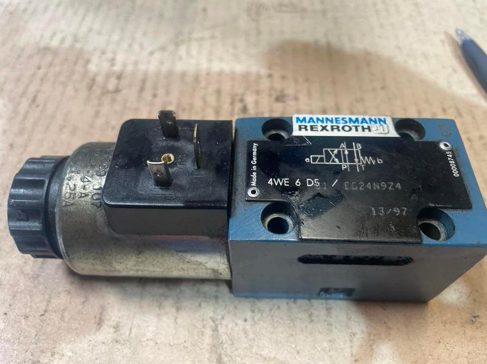 Mannesmann Rexroth 4WE 6 D5 / EG24N9Z4 Hydraulische Klep, Ophalen of Verzenden, Zo goed als nieuw
