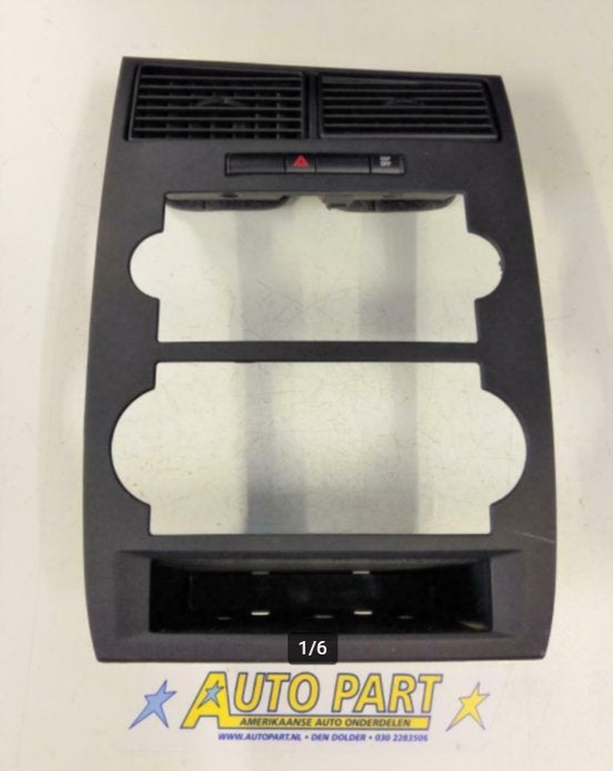 Dodge Magnum/Charger radio paneel 2005-2007, Gebruikt, PO Box 21-8004 | Auburn Hills, MI 48321-8004, Amerikaanse onderdelen, Ophalen of Verzenden
