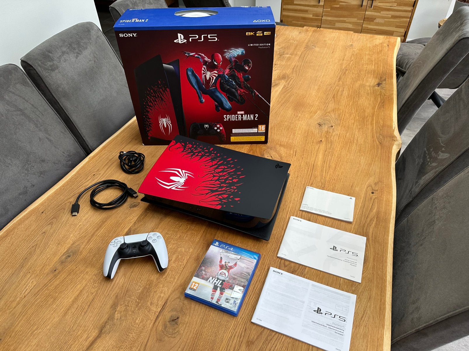 PS5 Marvel Spiderman 2 LIMITED disc edition ALS NIEUW, Ophalen, Zo goed als nieuw, Playstation 5