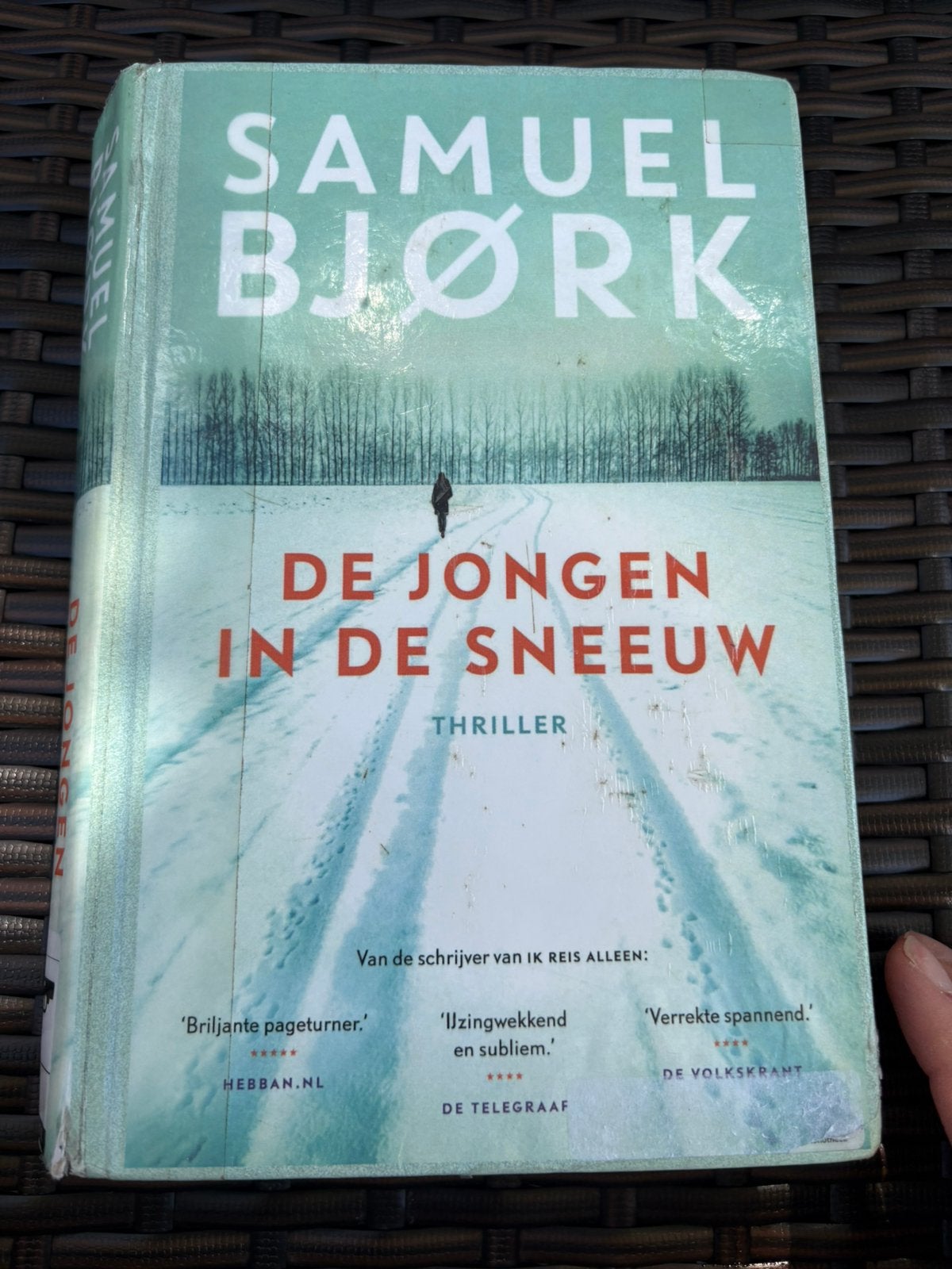 Samuel Bjørk - De jongen in de sneeuw, Boeken, Ophalen of Verzenden, Gelezen