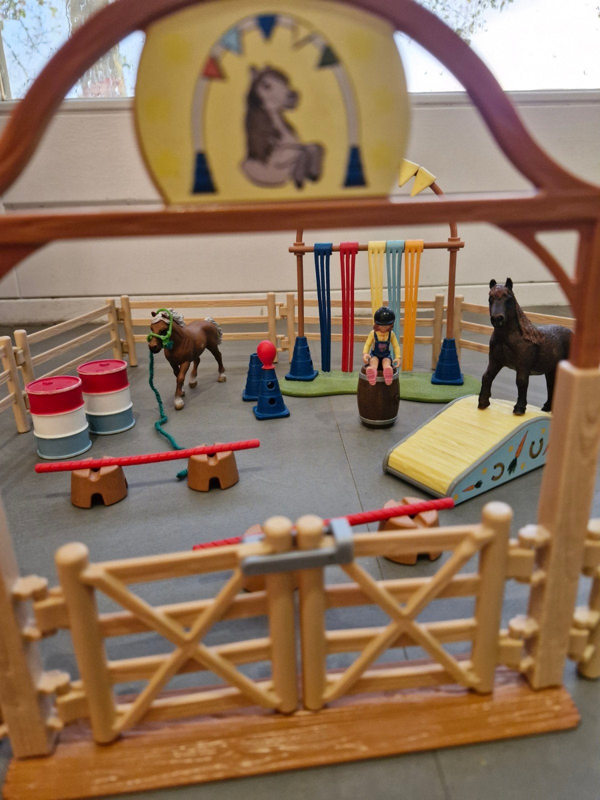 Schleich Horse Club Hindernisbaan Speelset, Ophalen of Verzenden, Zo goed als nieuw, Jongen of Meisje
