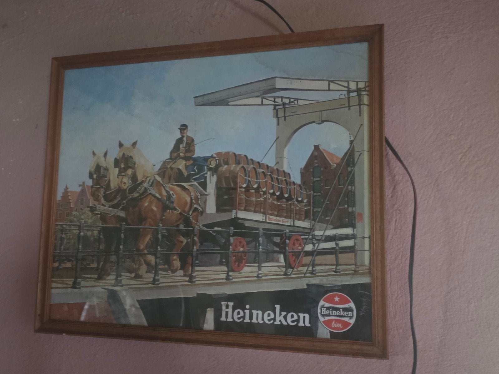 Vintage Heineken Paardenkoets Poster in lijst, 50 – 75, Gebruikt, Oorspronkelijke maker, Ophalen of Verzenden