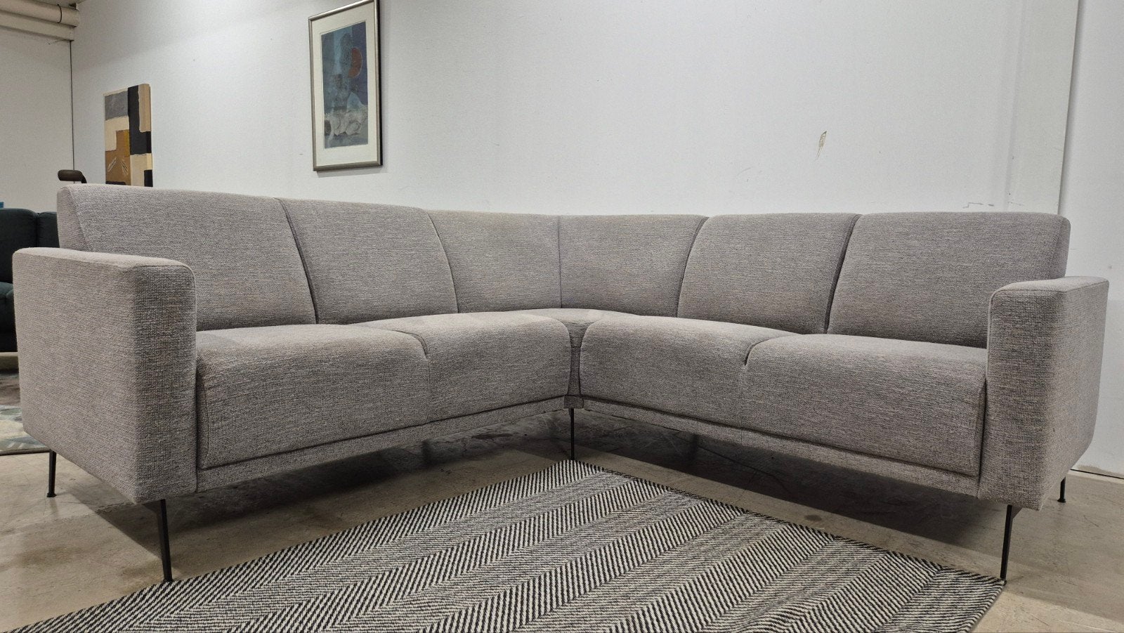 Lichtgrijze Goossens design hoekbank 210x210 cm Z.G.A.N., Modern design, hoekbank, Hoekbank, Ophalen of Verzenden, Zo goed als nieuw