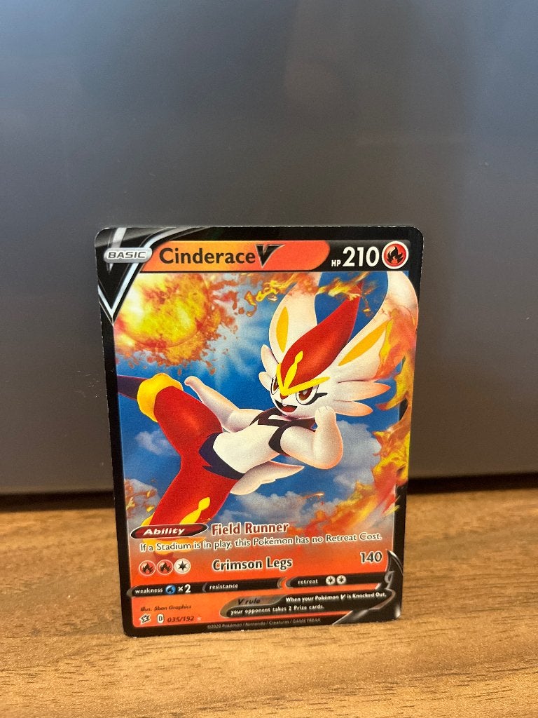 Cinderace V Pokémon Kaart - Zo goed als nieuw, Hobby en Vrije tijd, Verzamelkaartspellen | Pokémon, Ophalen, Zo goed als nieuw