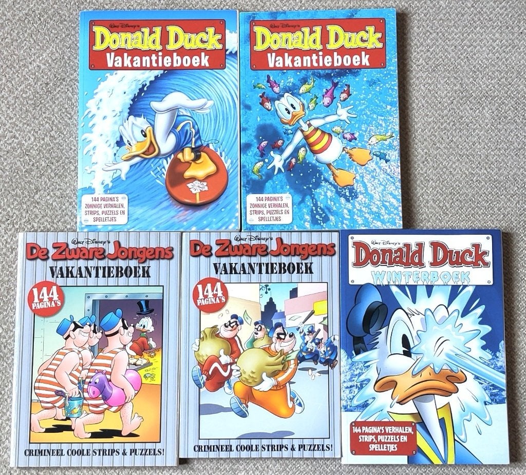 11 stripboeken van Donald Duck Mickey Mouse en zware jongens, Meerdere stripboeken, Ophalen of Verzenden, Zo goed als nieuw