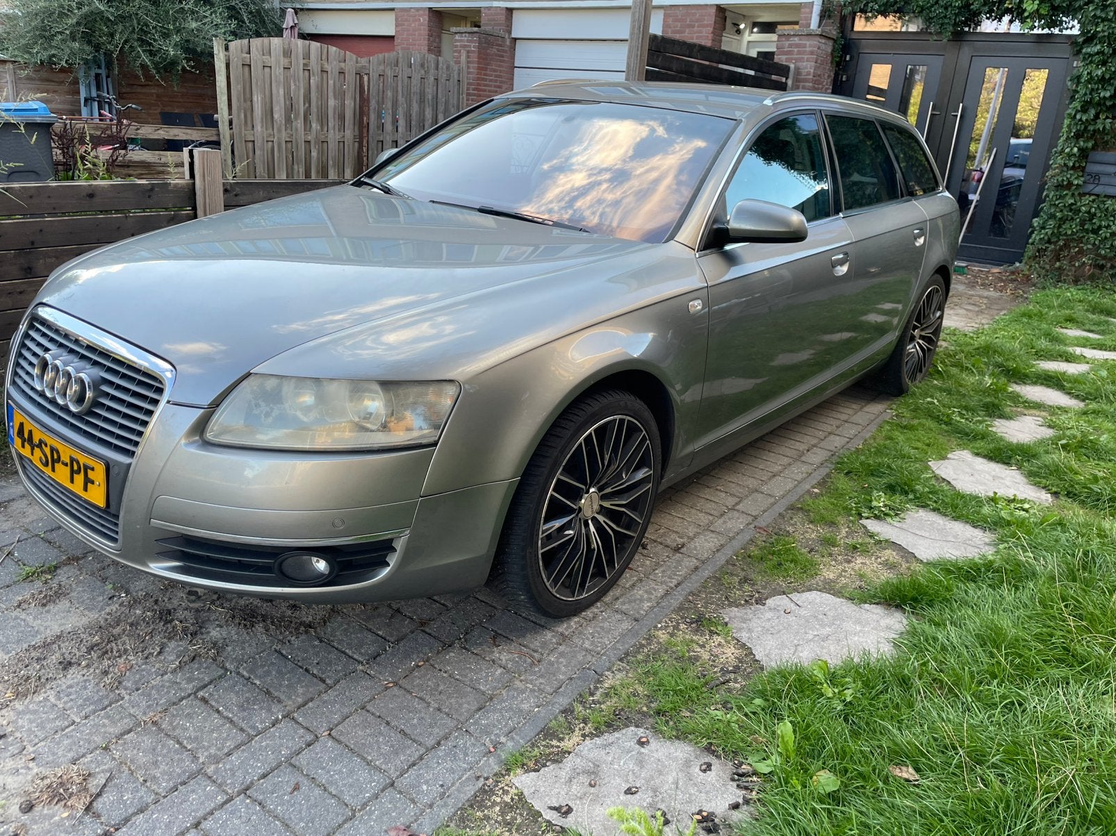 A6 3.2 GEREVISEERDE MOTOR EN LPG, Auto's, Electronic Stability Program (ESP), Zwart, Stationwagon, Particulier