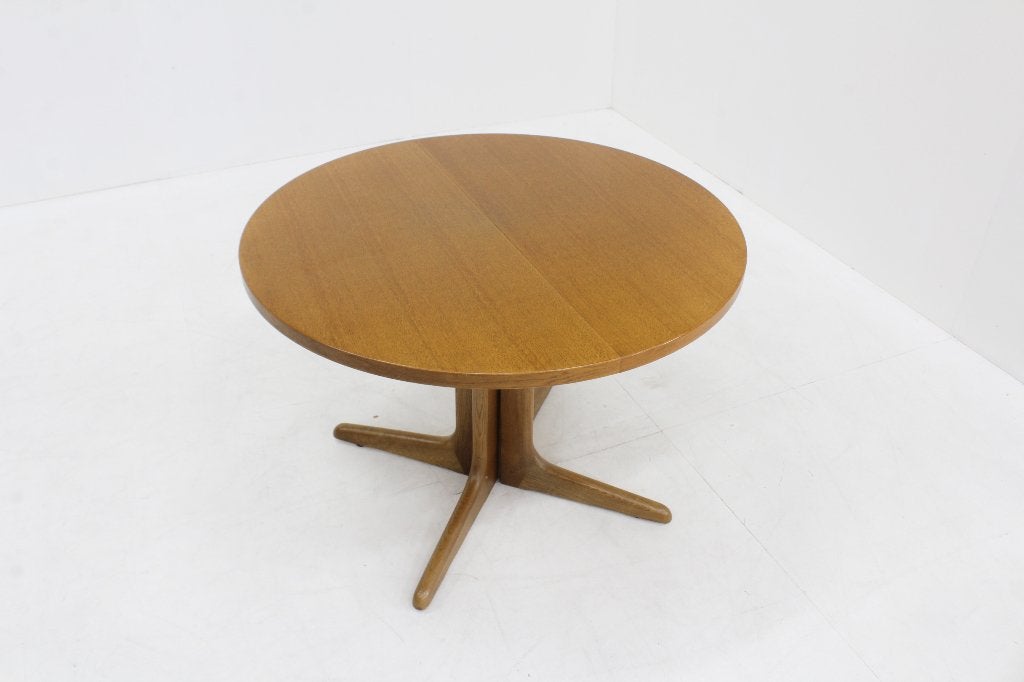 Vintage Deense ronde uitschuifbare eettafel tafel, Huis en Inrichting, Overige materialen, Rond, 200 cm of meer, Vijf personen of meer