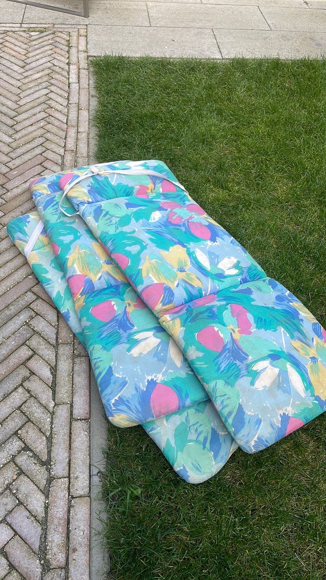 Gratis tuinkussen, Ophalen of Verzenden, Gebruikt