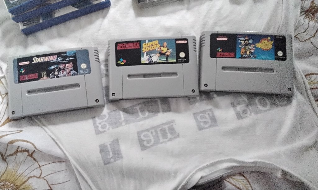 Super Nintendo Entertainment System SNES 3 stuks, Gebruikt, 2 spelers, Vanaf 3 jaar, Ophalen