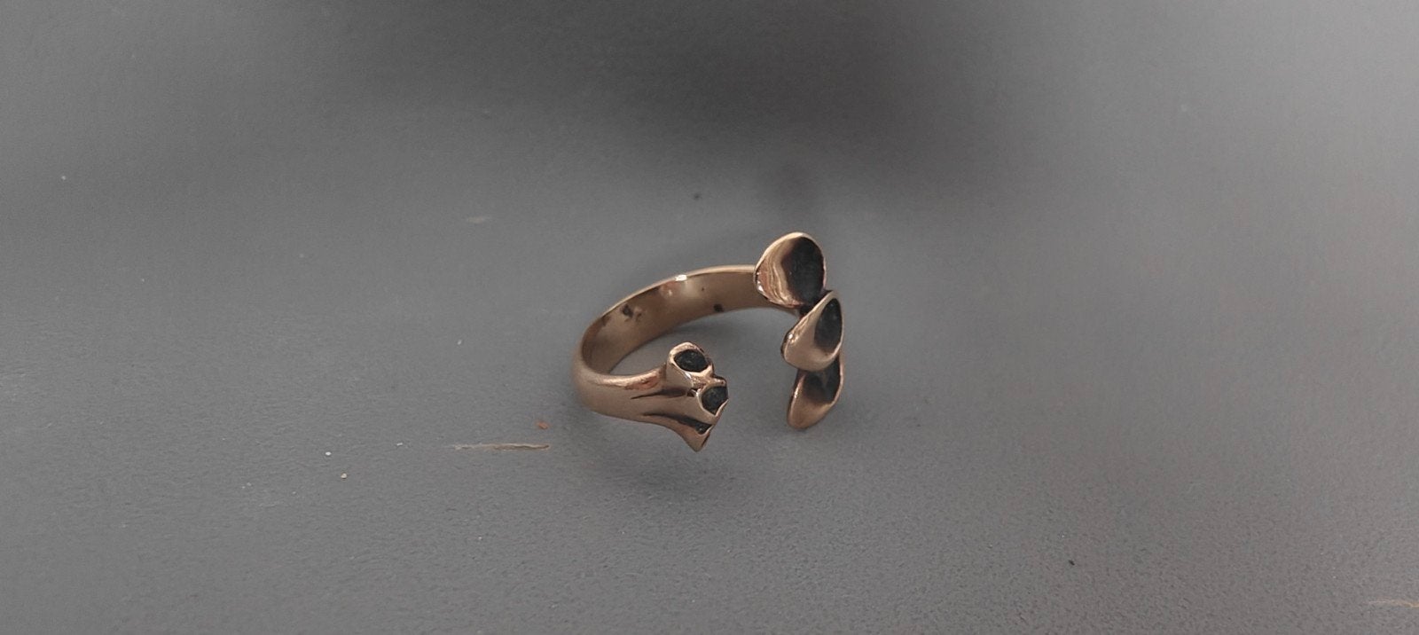 Hannu Ikkonen  Valu Koru. jaren 70, Sieraden, Tassen en Uiterlijk, Ophalen of Verzenden, Gebruikt