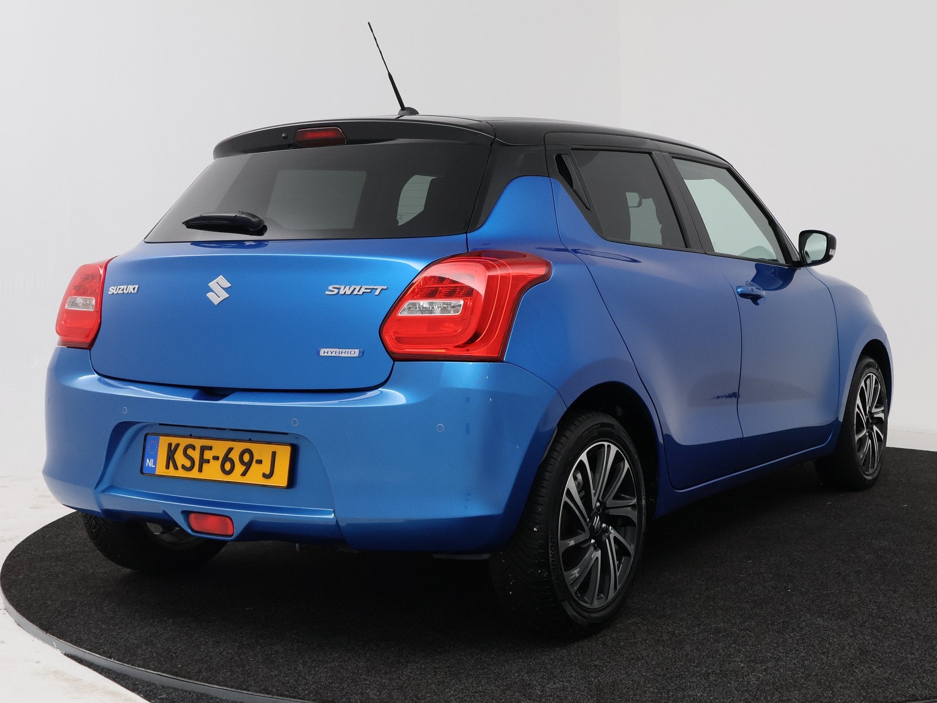 Suzuki Swift 1.2 Style Smart Hybrid | PDC | (bj 2021), Auto's, Stof, Gebruikt, 4 cilinders, Swift