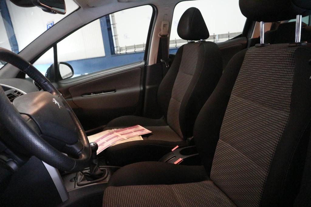 Peugeot 207 SW 1.6 VTi Première / NAP / RIJKLAAR!/ KEURIGE, Voorwielaandrijving, Euro 5, Gebruikt, 4 cilinders