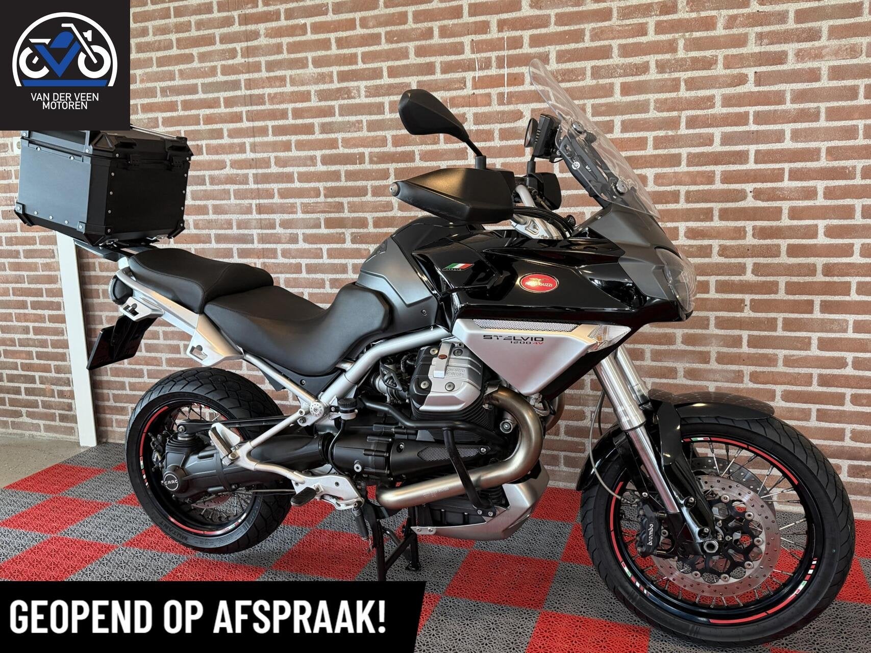 Moto Guzzi Stelvio ABS Carplay, GPR Demper, Recent onderhoud, Bedrijf, 1151 cc, Meer dan 35 kW, Toermotor