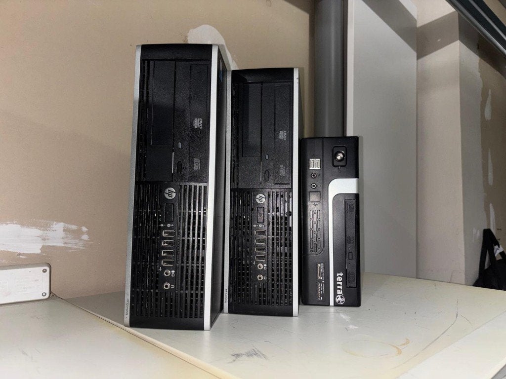 Oude pc's en extra's, Computers en Software, Desktop Pc's, Ophalen, Hp, HDD, 2 tot 3 Ghz