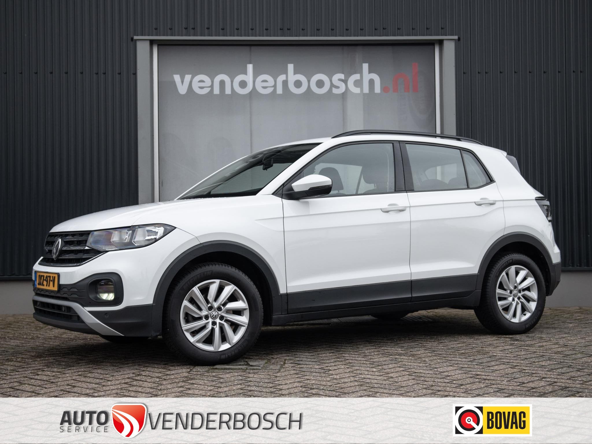 Volkswagen T-Cross 1.0 TSI Life 95pk | Navi | Parkeersensore, Auto's, Voorwielaandrijving, 95 pk, 620 kg, Wit