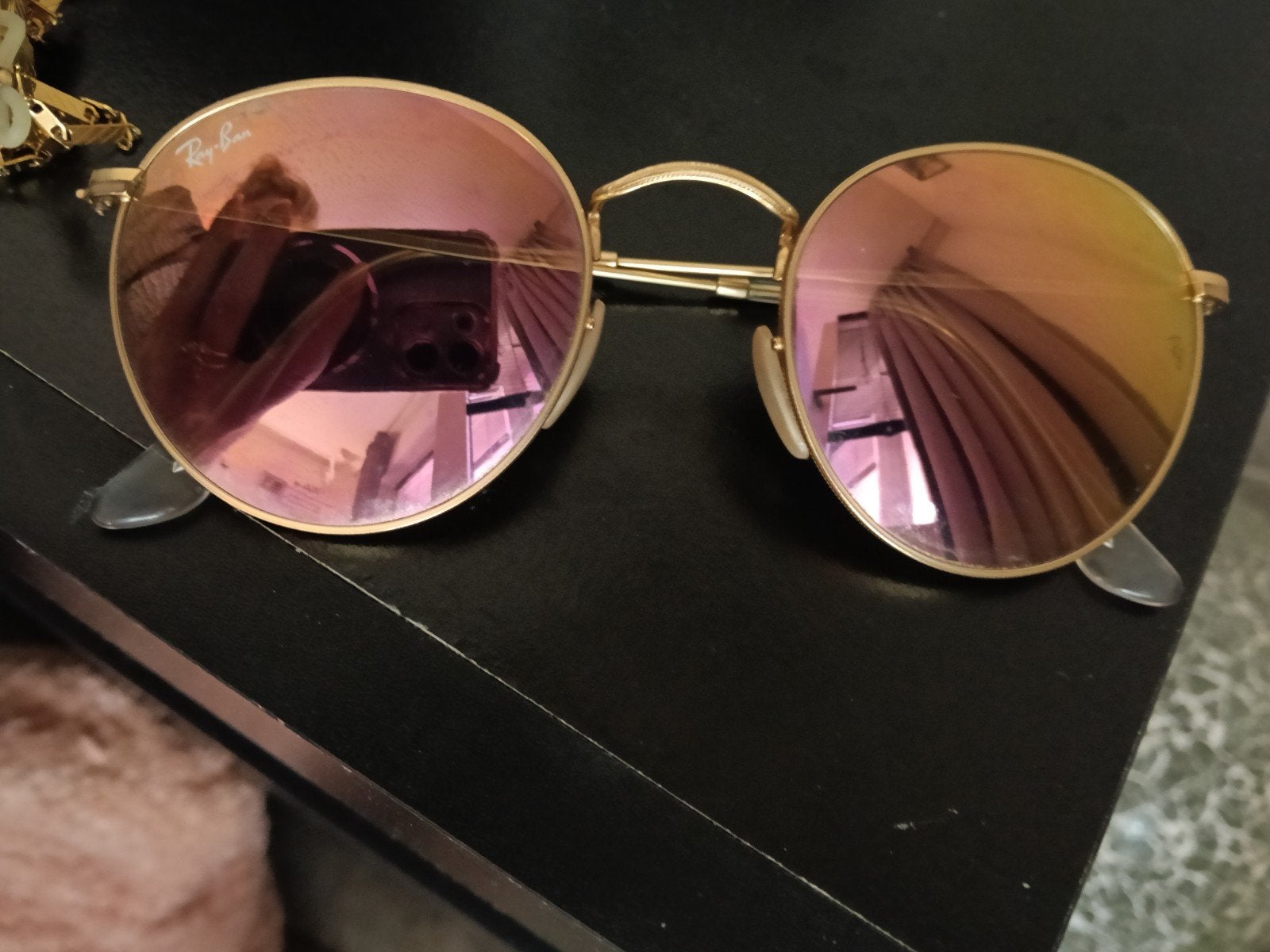 Ray-Ban ronde zonnebril met roze spiegelglazen, Zonnebril, Ophalen of Verzenden, Zo goed als nieuw, Ray-Ban