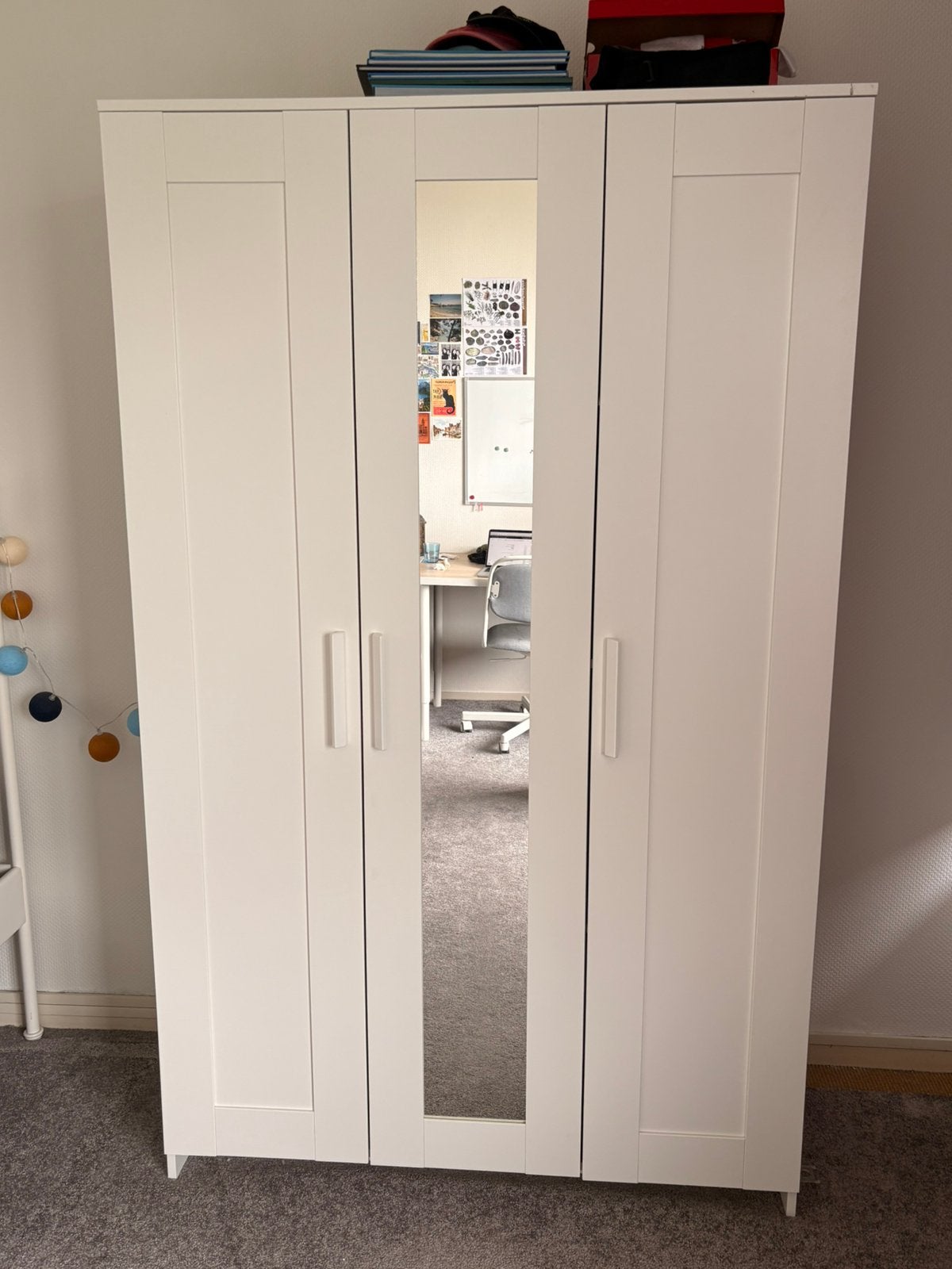 Brimnes IKEA kast, Ophalen, Met deur(en), 100 tot 150 cm, Zo goed als nieuw