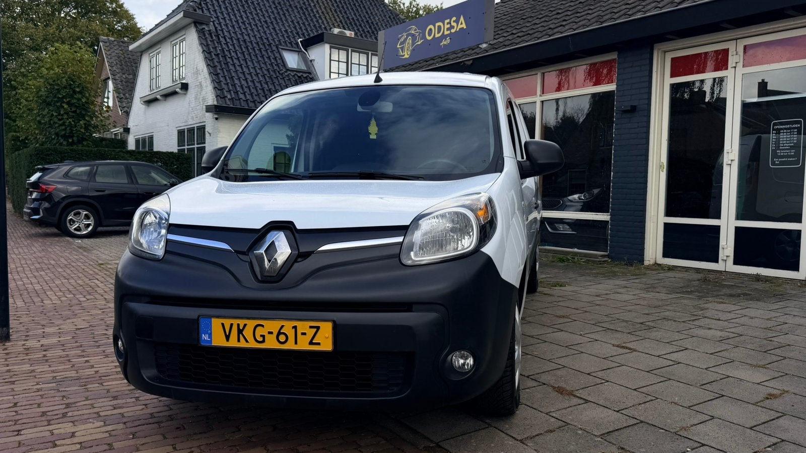 Renault Kangoo Z.E. Maxi 2021 25.494 KM SOH 94,3%Nieuwe APK, Auto's, Stof, 33 kWh, Renault, Wit