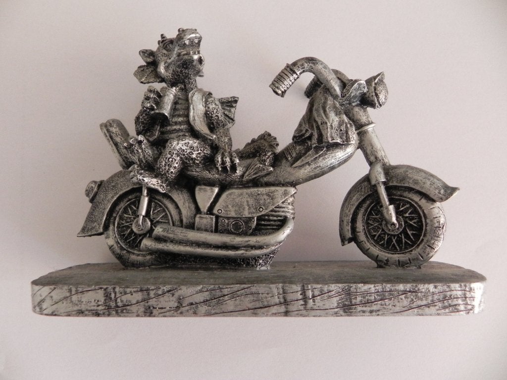 TE KOOP;  FANTASIE FIGUUR MOTOR MET DRAAK, Verzamelen, Ophalen, Nieuw, Fantasy