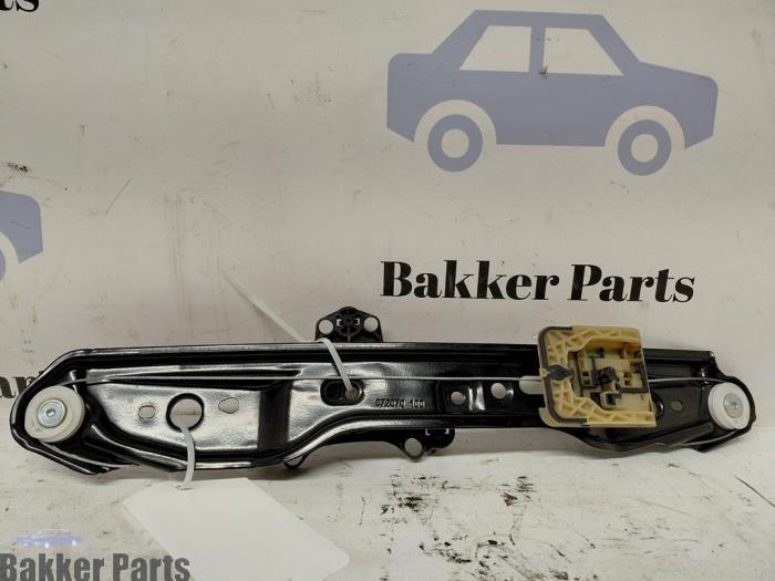 Ruitmechaniek 4Deurs rechts-achter van een Volvo V60, Gebruikt, -, -, Ophalen of Verzenden