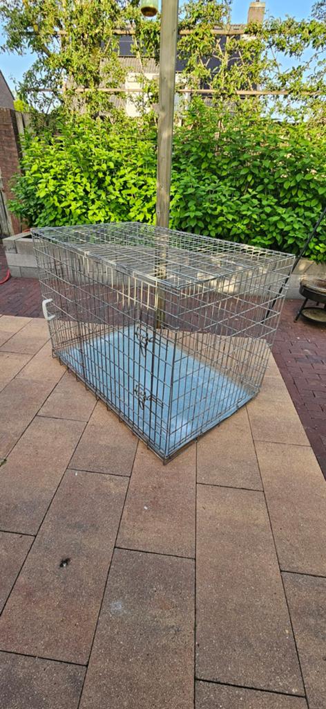Grote kennel / hondenbench verzinkt 122x79x87cm, Ophalen of Verzenden, Gebruikt, 110 cm of meer