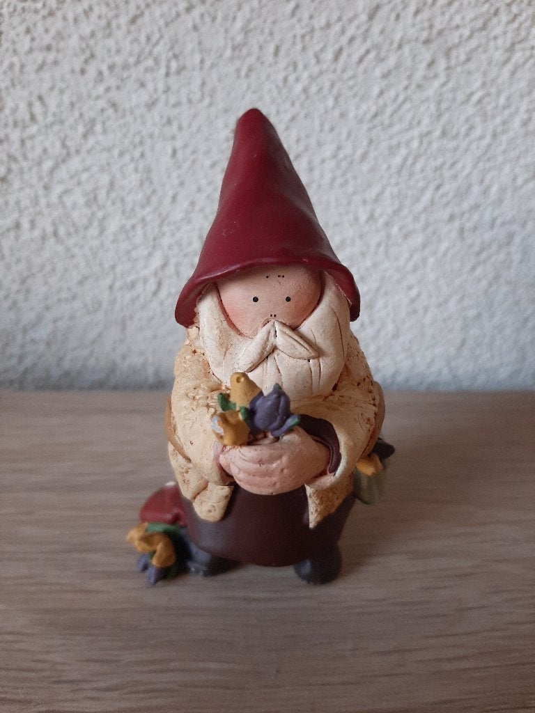 Beeldje Annekabouke kabouter met tulpen, Verzamelen, Beelden en Beeldjes, Ophalen, Gebruikt