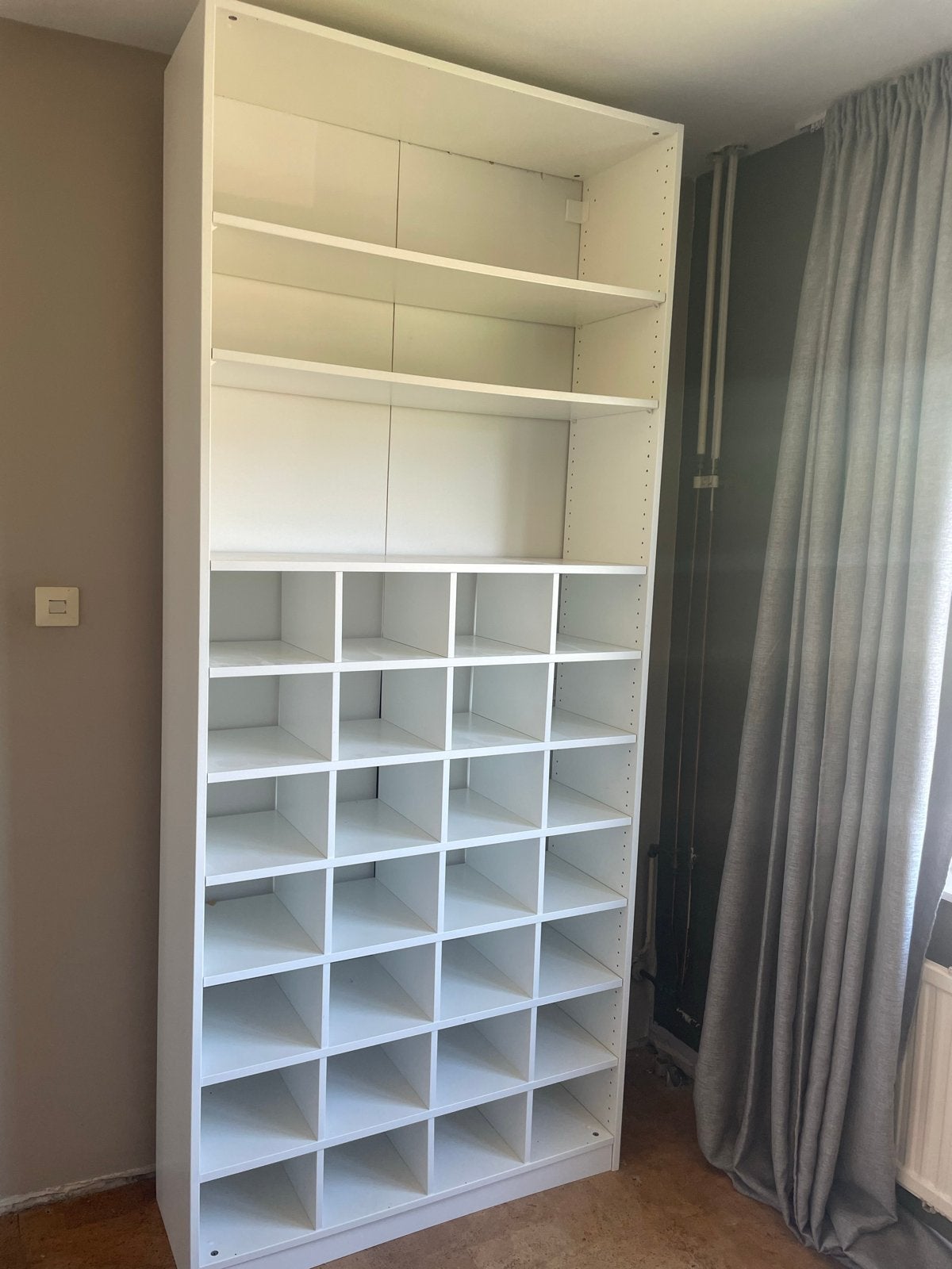 Witte (schoenen)kast met vakken Ikea, Ophalen, Gebruikt