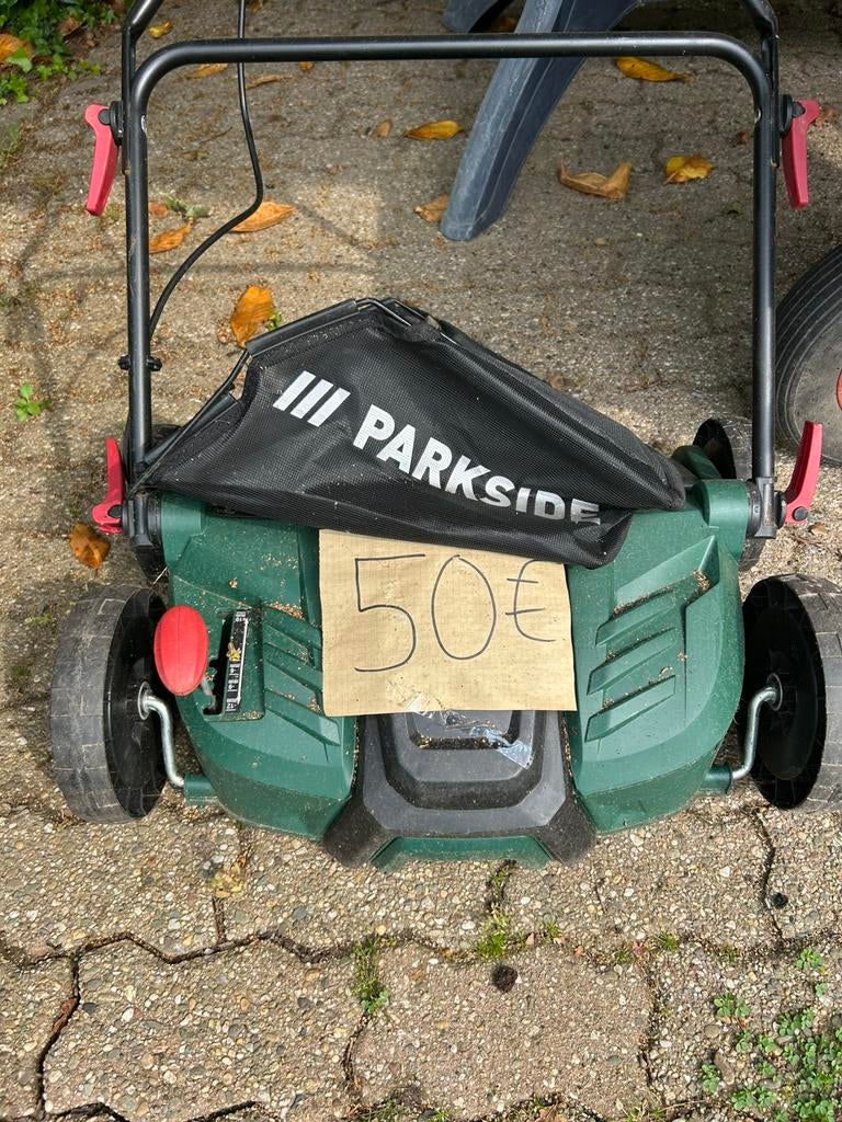 Verticuteer machine, brede wagen, Ophalen of Verzenden, Zo goed als nieuw, Elektrisch
