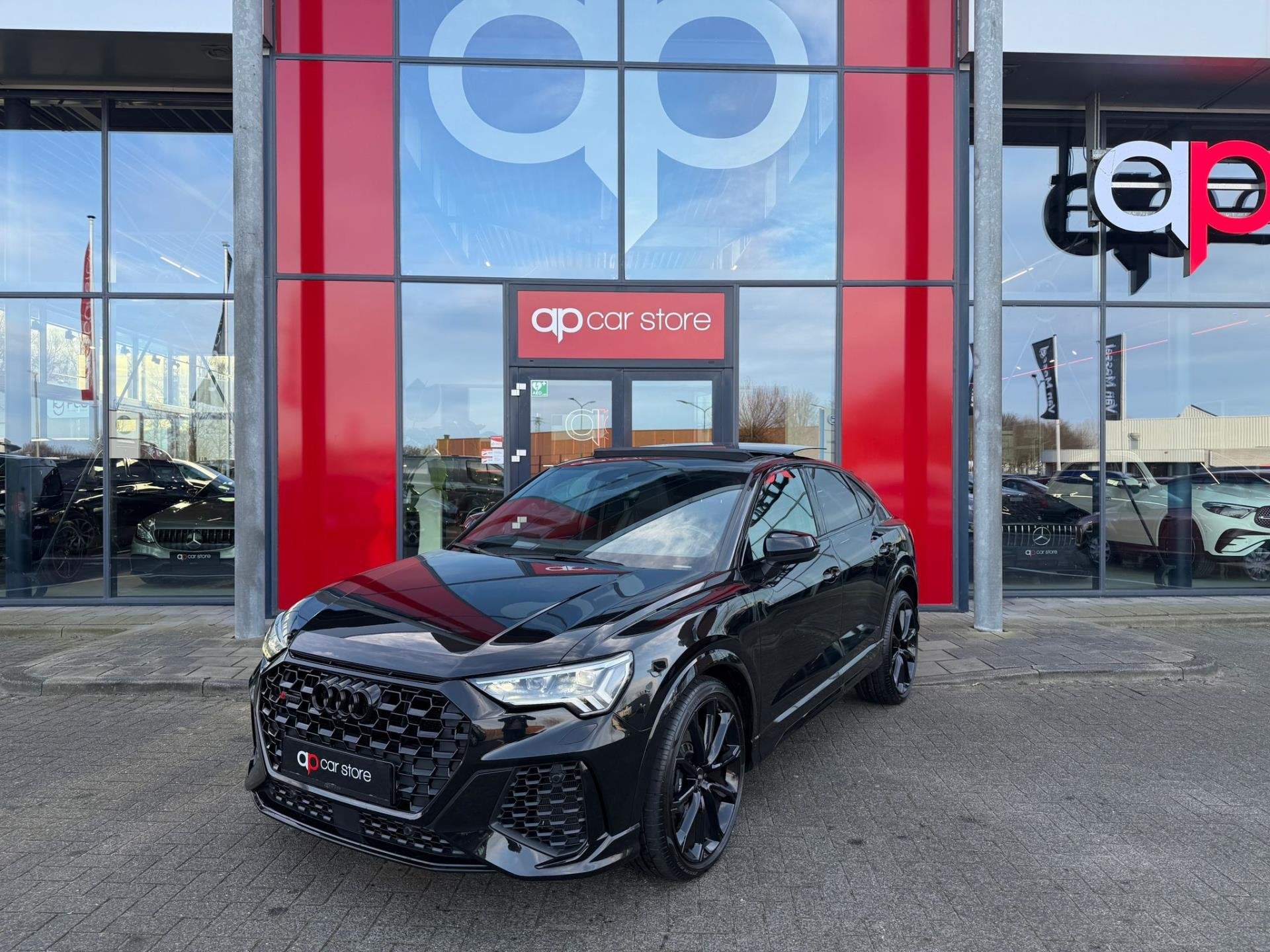 Audi RSQ3 Sportback TFSI Panorama / Led / Lane assist, Automaat, Gebruikt, 1675 kg, Automatische klimaatregeling