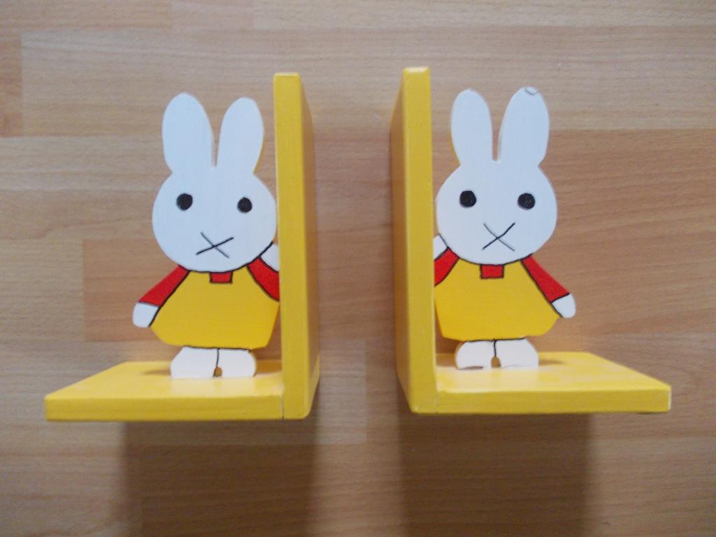Boekensteunen van Nijntje, handgemaakt., Ophalen, Zo goed als nieuw, Wanddecoratie