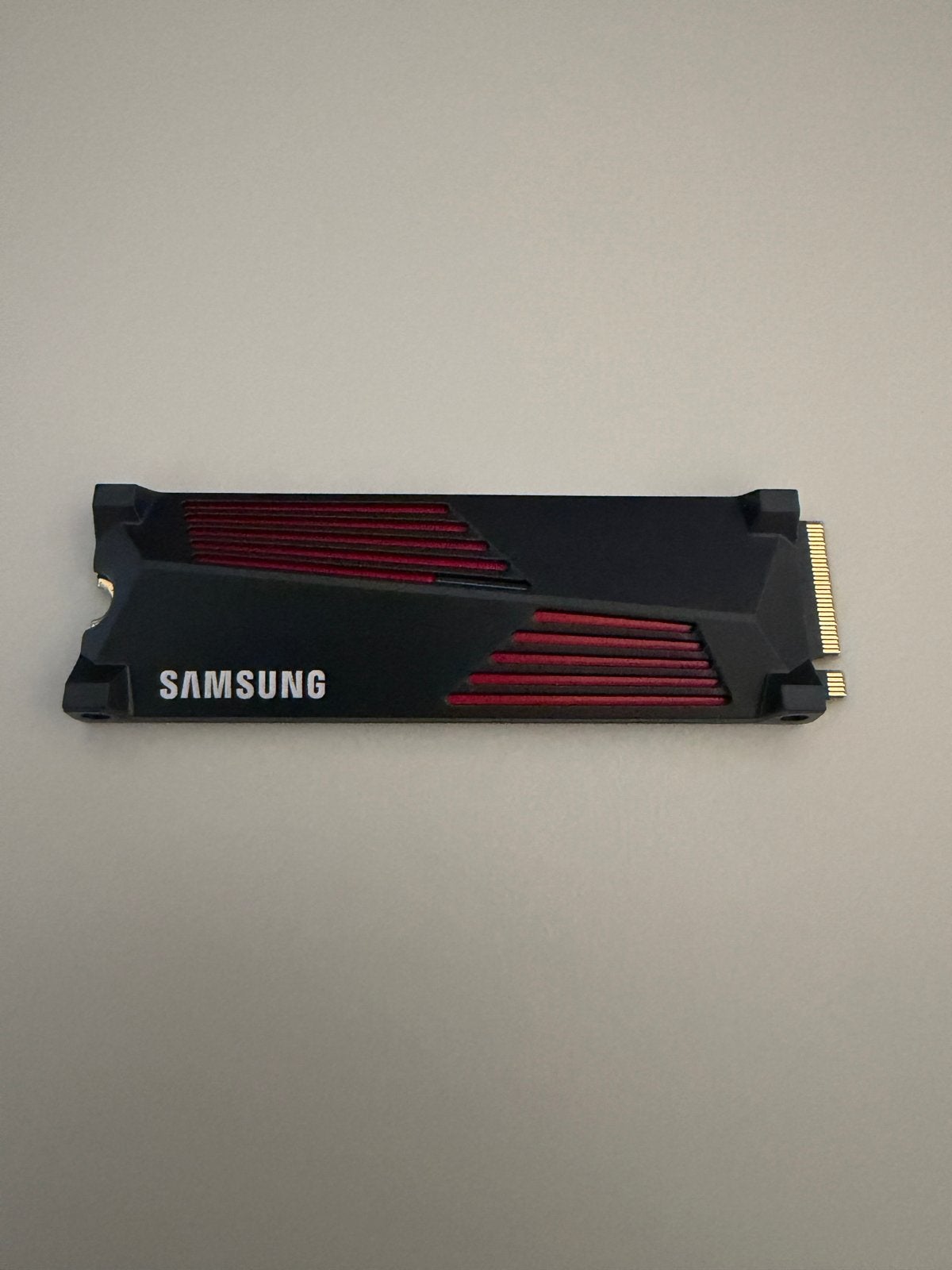 Samsung 990 PRO met Heatsink 2TB NVMe M.2 SSD, Computers en Software, Harde schijven, Intern, Console, Ophalen of Verzenden, Zo goed als nieuw