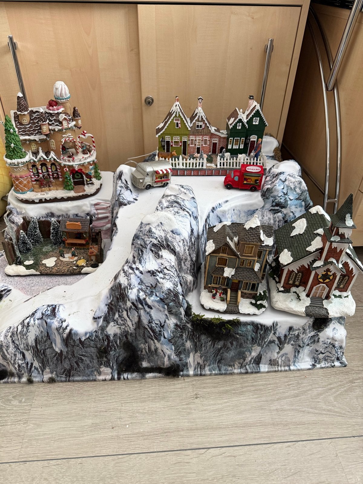 Kerstdorp met diversen, Diversen, Ophalen, Gebruikt