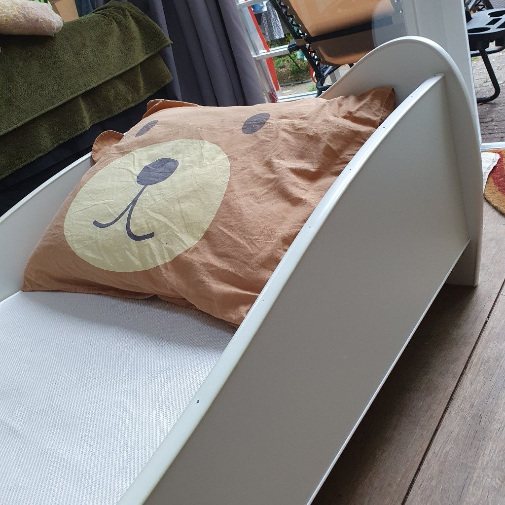 Kinderbed 140x70 inclusief lattenbodem en matras, Gebruikt, 70 tot 85 cm, 160 tot 180 cm, Ophalen