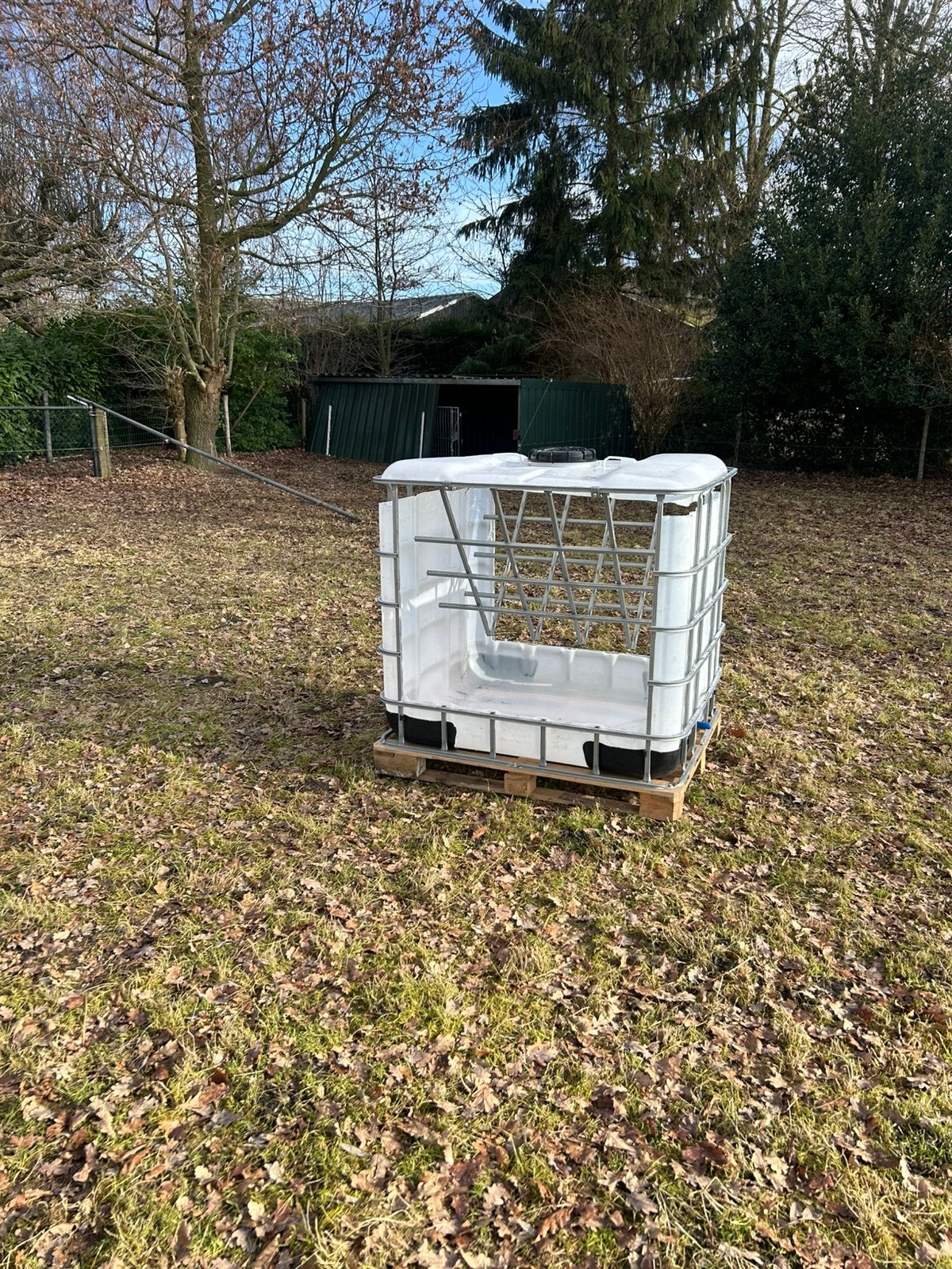 Nieuwe Hooiruif slow feeder schapen geiten pony's en paarden