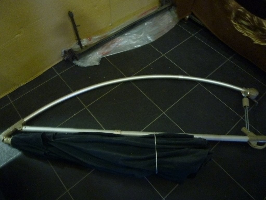 Zweefparasol met voet., Tuin en Terras, Ophalen, Kantelbaar, Gebruikt, 2 tot 3 meter